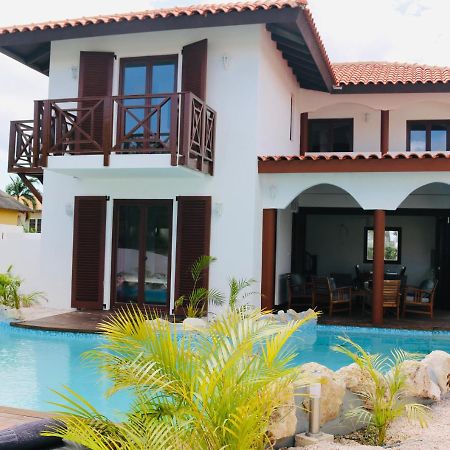 Neue Villa Tropic Paradise Willemstad Bagian luar foto