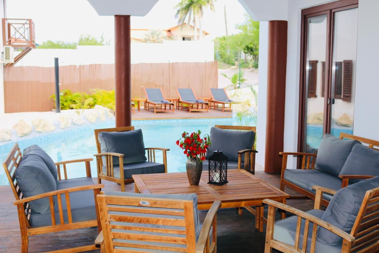 Neue Villa Tropic Paradise Willemstad Bagian luar foto