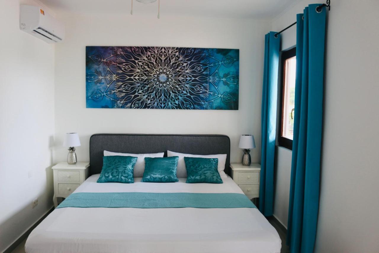 Neue Villa Tropic Paradise Willemstad Bagian luar foto