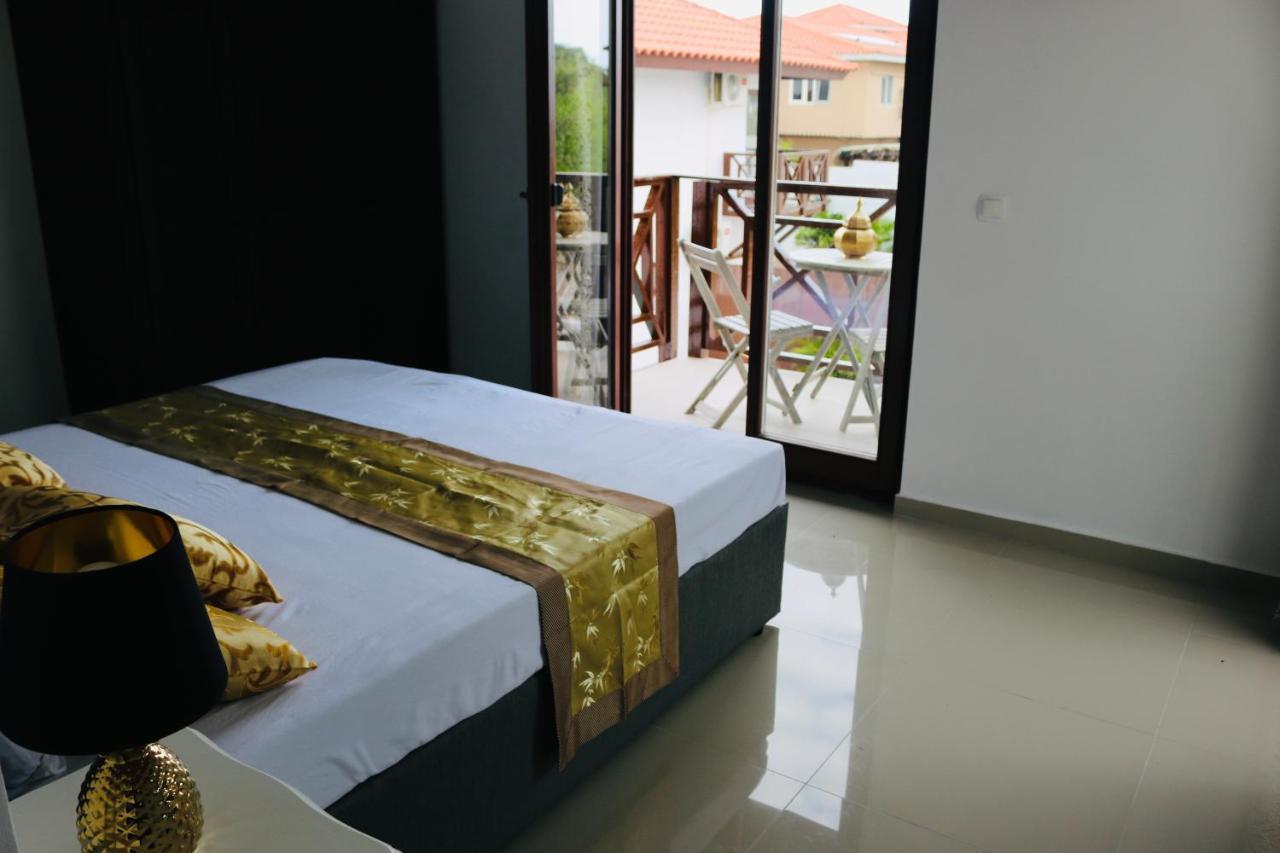 Neue Villa Tropic Paradise Willemstad Bagian luar foto