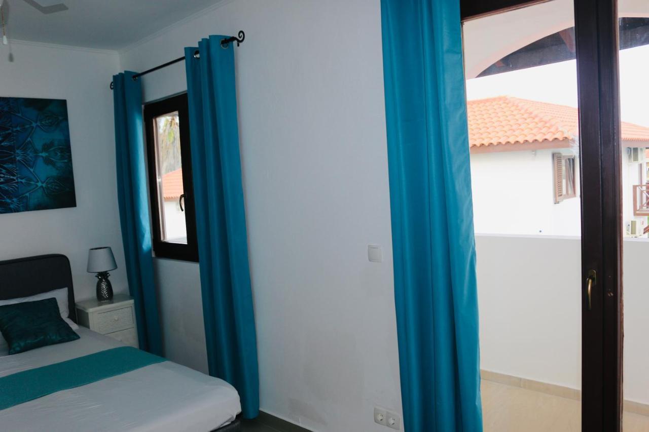 Neue Villa Tropic Paradise Willemstad Bagian luar foto