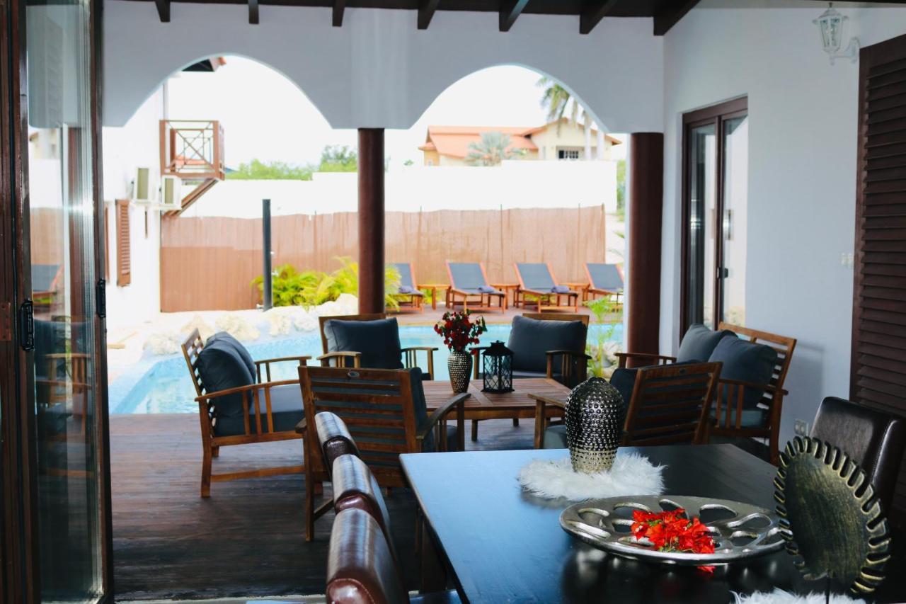 Neue Villa Tropic Paradise Willemstad Bagian luar foto